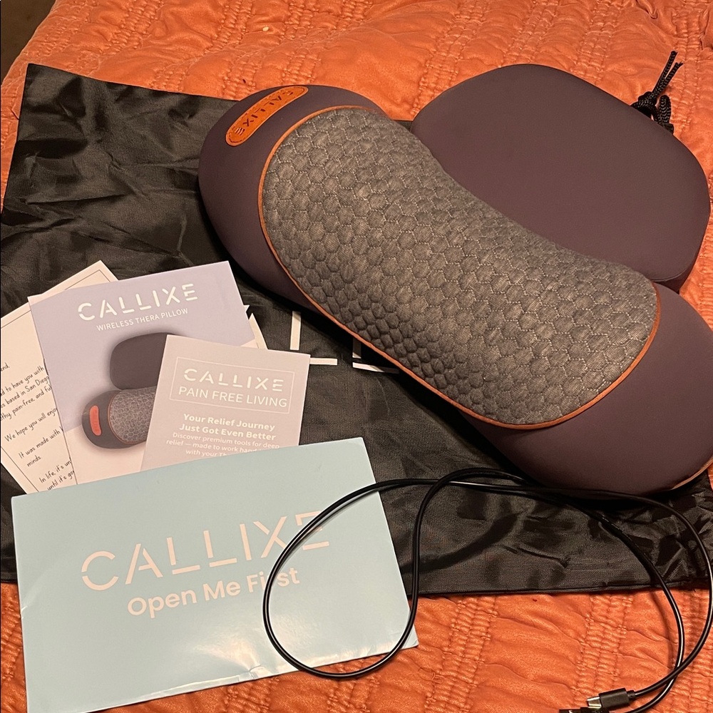 Callixe Wireless Thera Pillow in Gray
